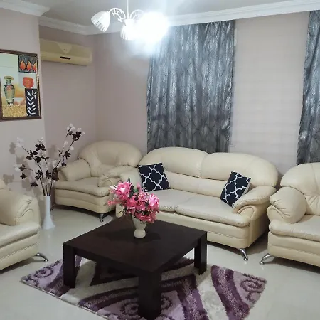 Mourat Homestay *
