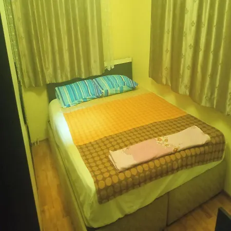 Mourat Homestay *