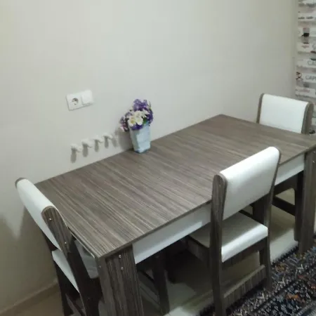Konukevi Mourat Homestay Antalya
