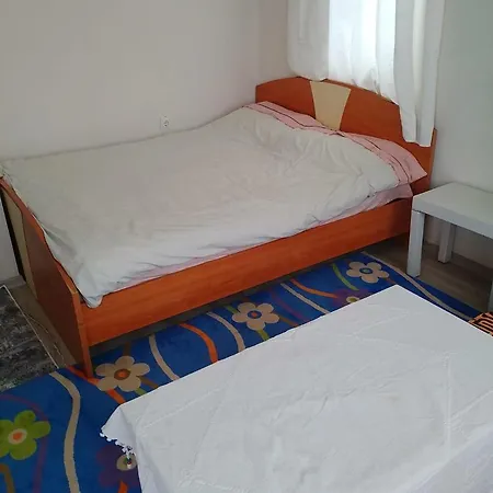 Mourat Homestay Konukevi *